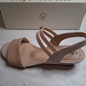 LifeStride Beige Strappy Slingback Wedge Sandal Women Size 5 SoftSystem Comfort